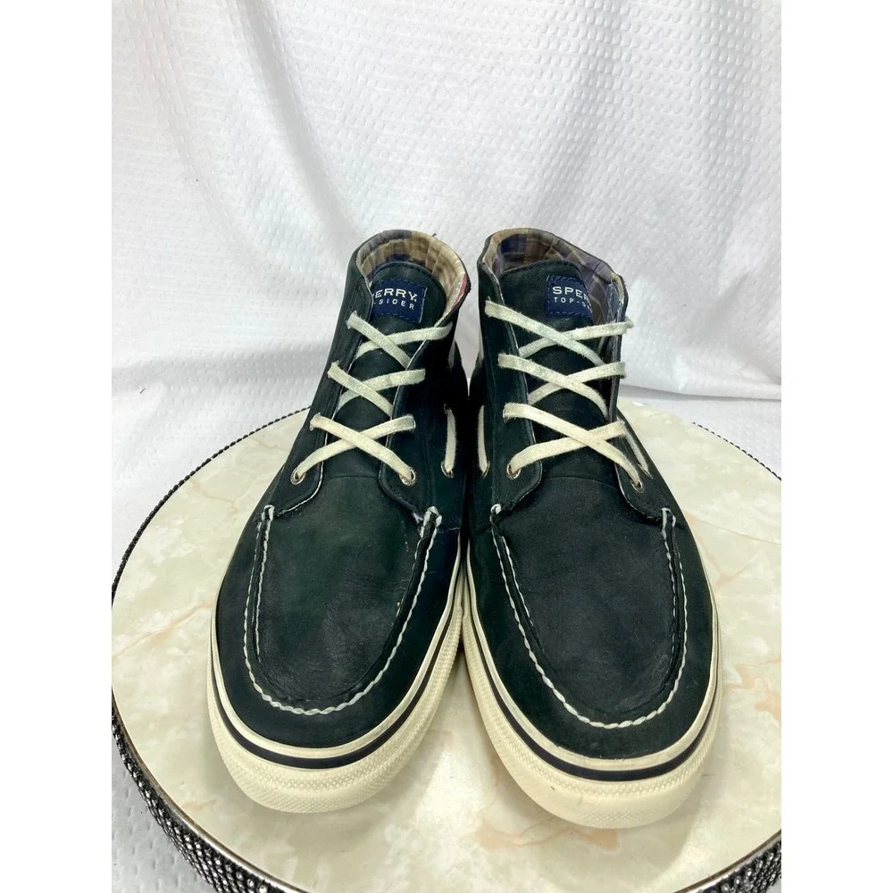 Sperry this pair